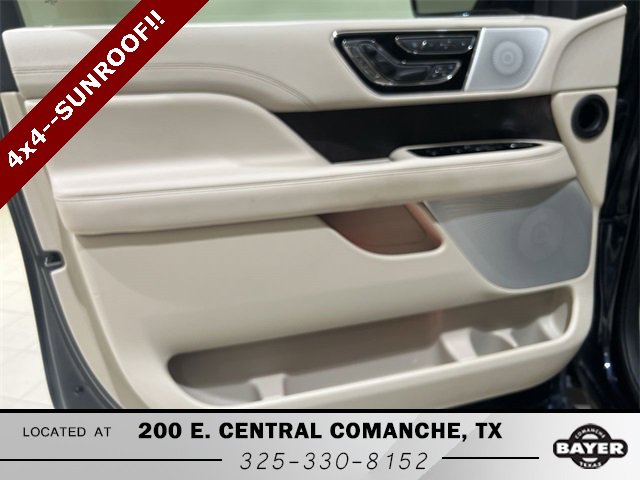 Used 2021 Lincoln Navigator Reserve w/ Luxury Package image 22