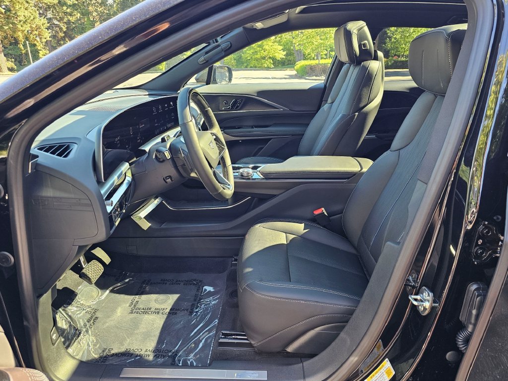 Certified 2026 Cadillac Lyriq Sport AWD/4WD image 20