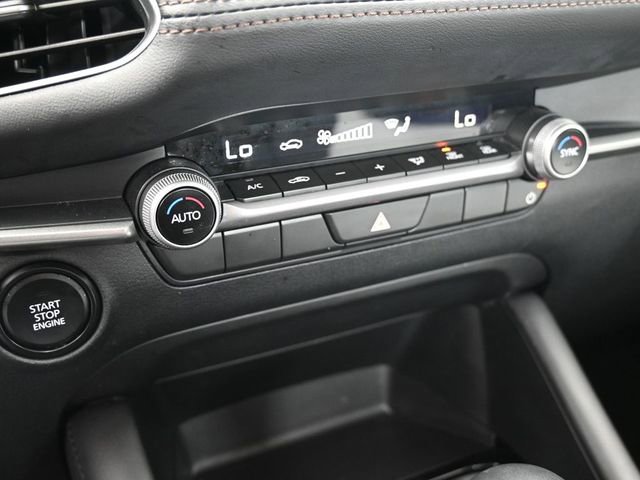 Used 2025 MAZDA MAZDA3 s image 32