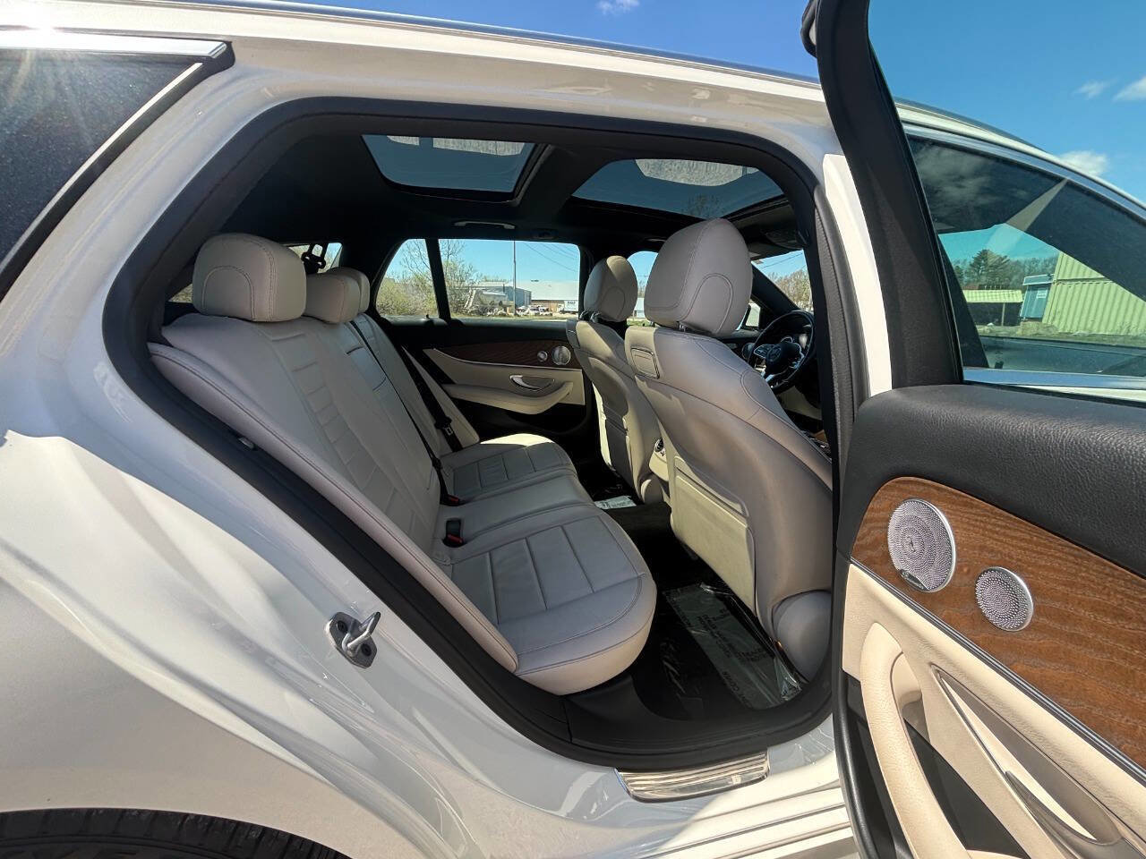 Used 2019 Mercedes-Benz E 450 4MATIC Wagon image 18