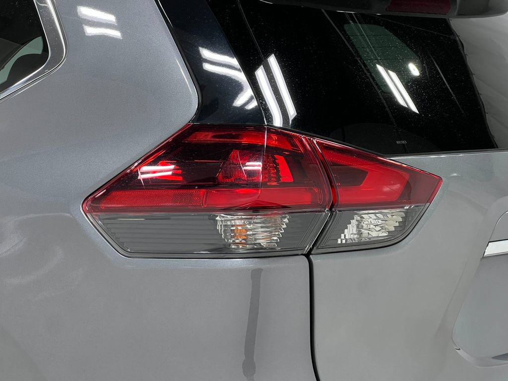 Used 2019 Nissan Rogue SL AWD/4WD image 34