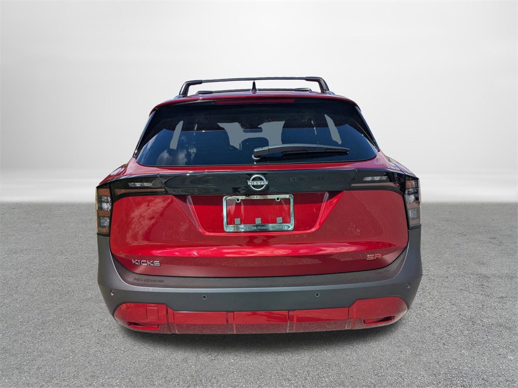 New 2026 Nissan Kicks SR image 4