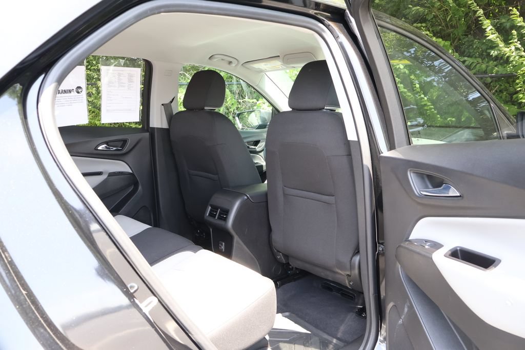 Certified 2021 Chevrolet Equinox LS w/ LS Convenience Package AWD/4WD image 45