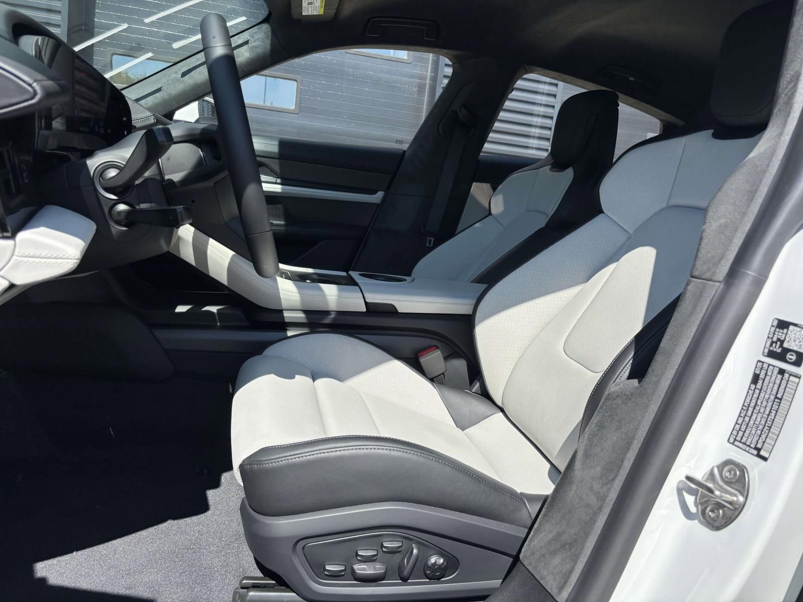 New 2026 Porsche Taycan Turbo S AWD/4WD image 5