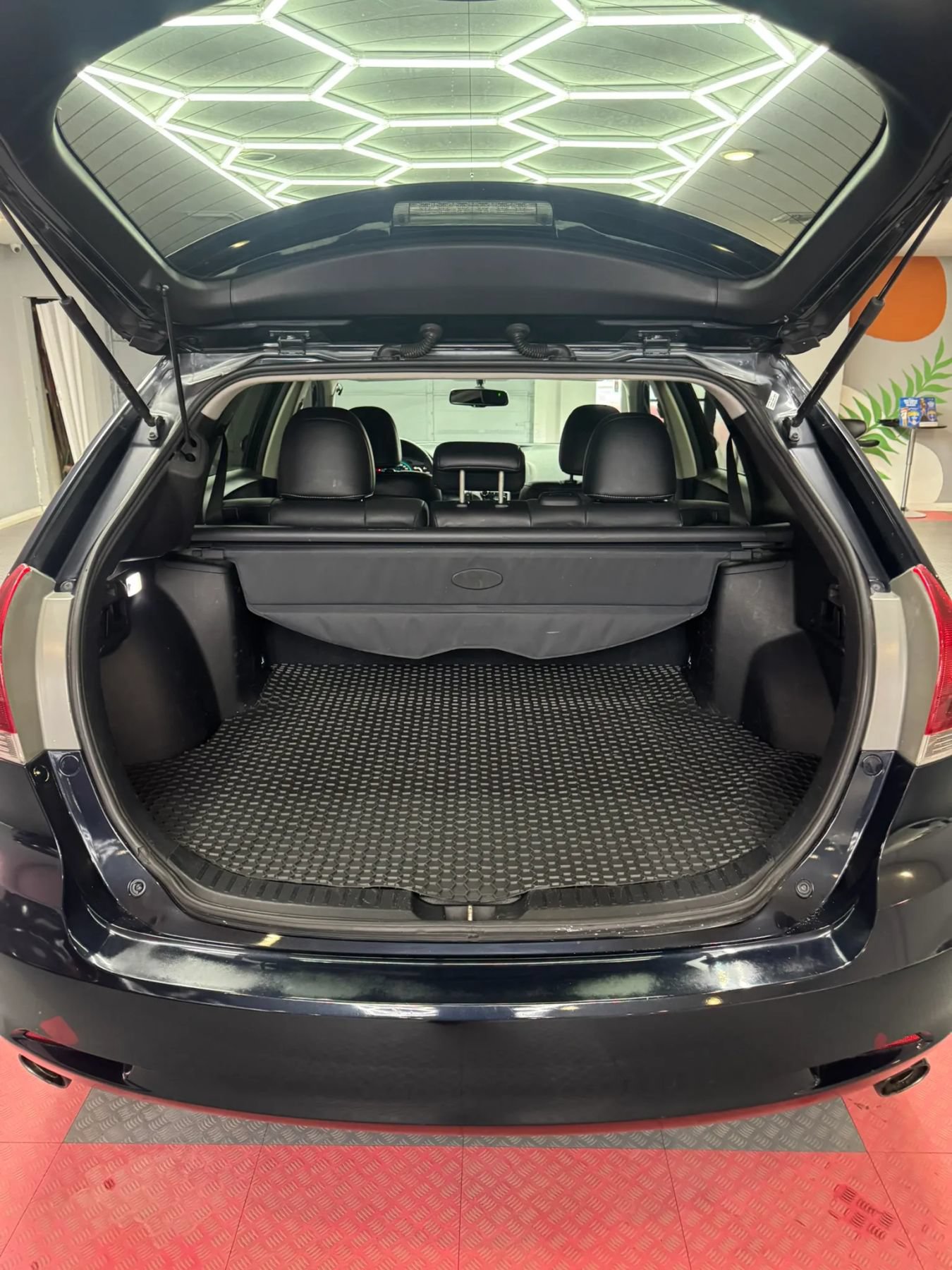 Used 2015 Toyota Venza XLE FWD image 26