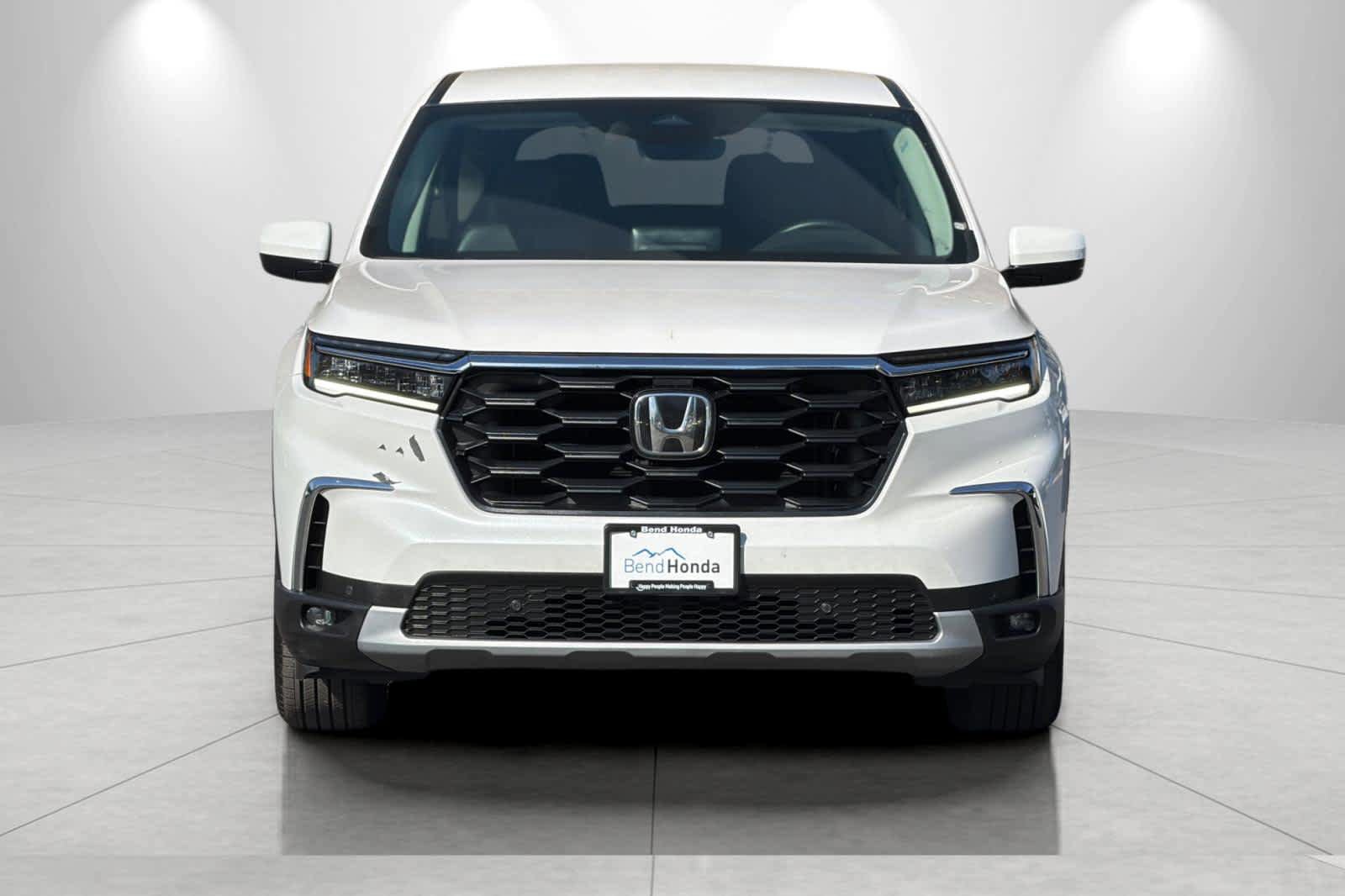 Used 2025 Honda Pilot EX-L image 10