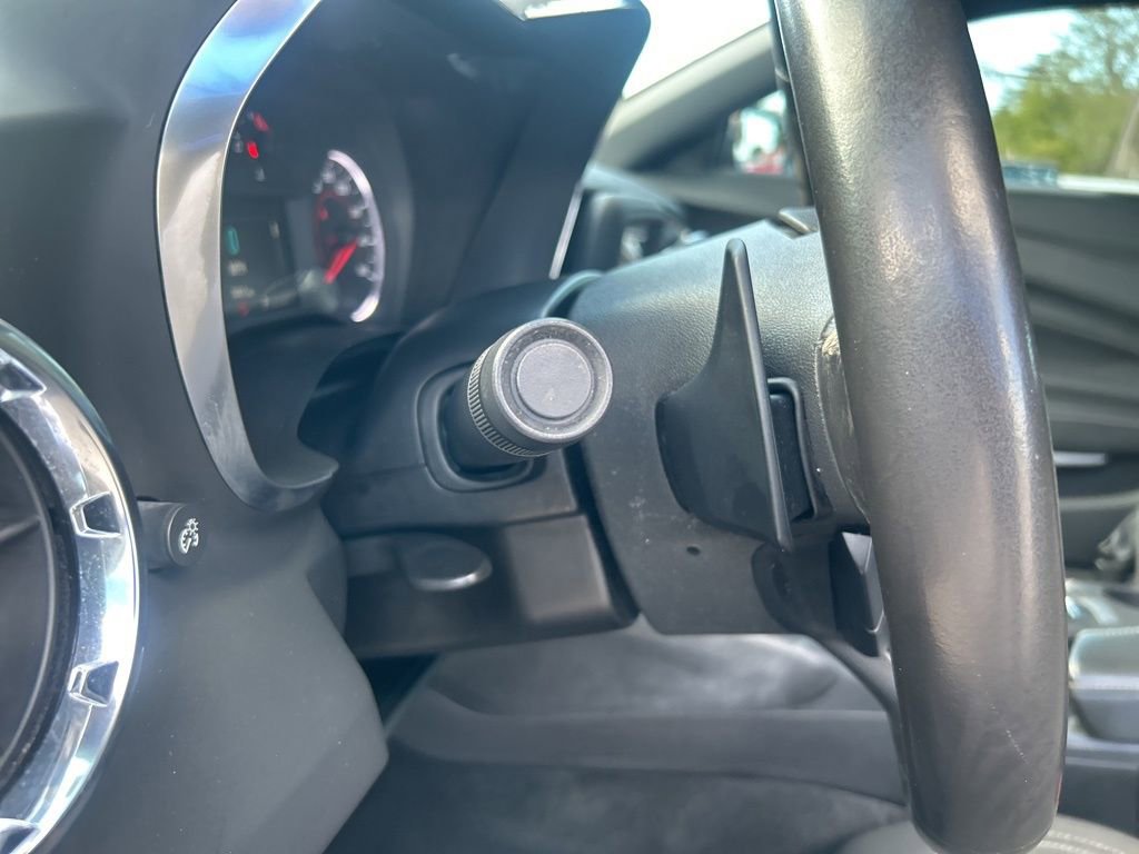 Used 2018 Chevrolet Camaro LT image 35