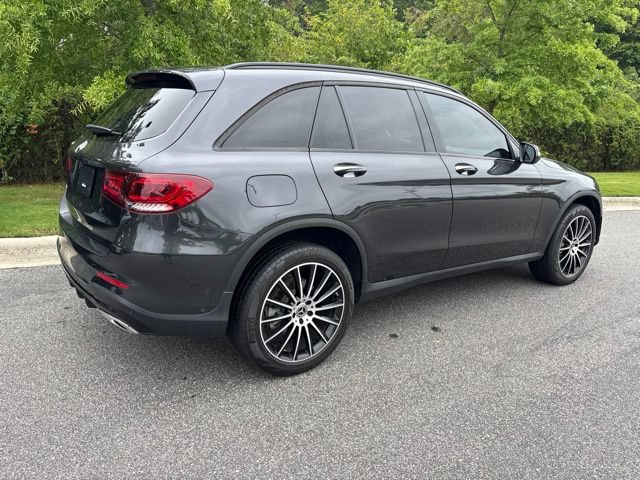 Used 2022 Mercedes-Benz GLC 300 image 2