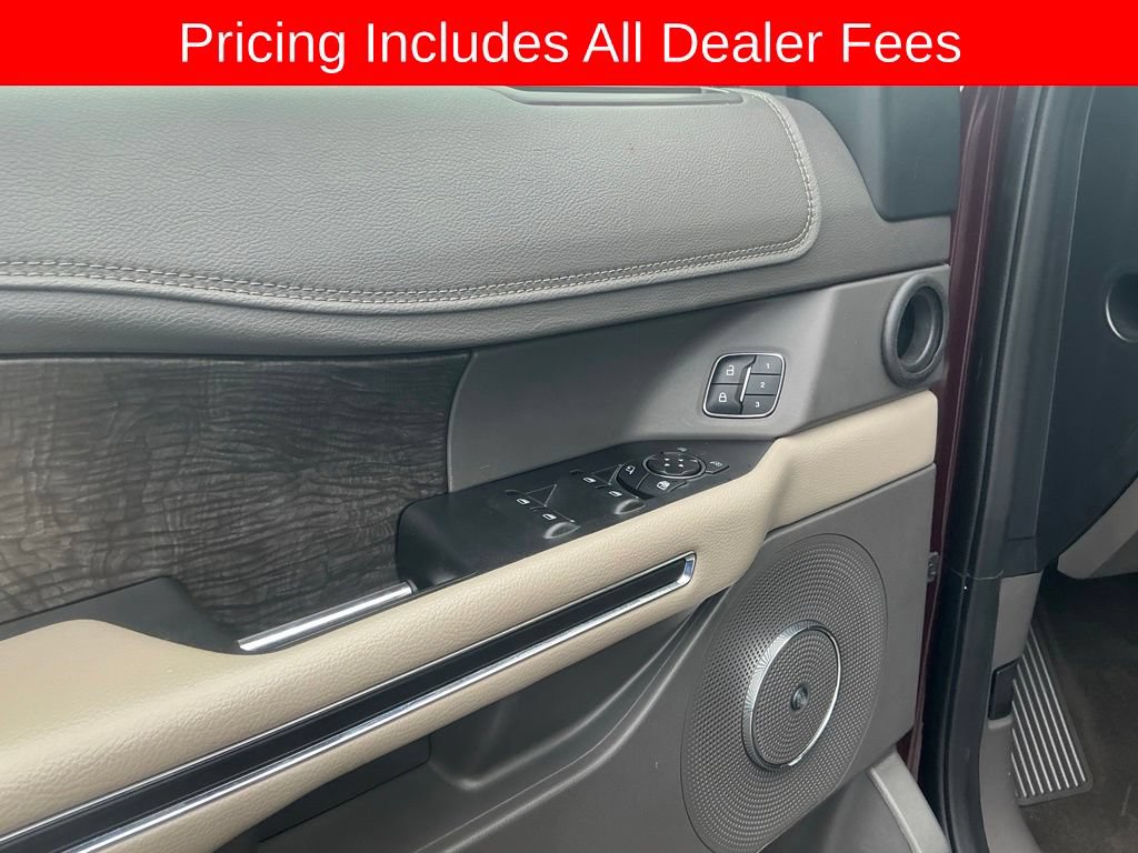 Used 2021 Ford Expedition Limited AWD/4WD image 7