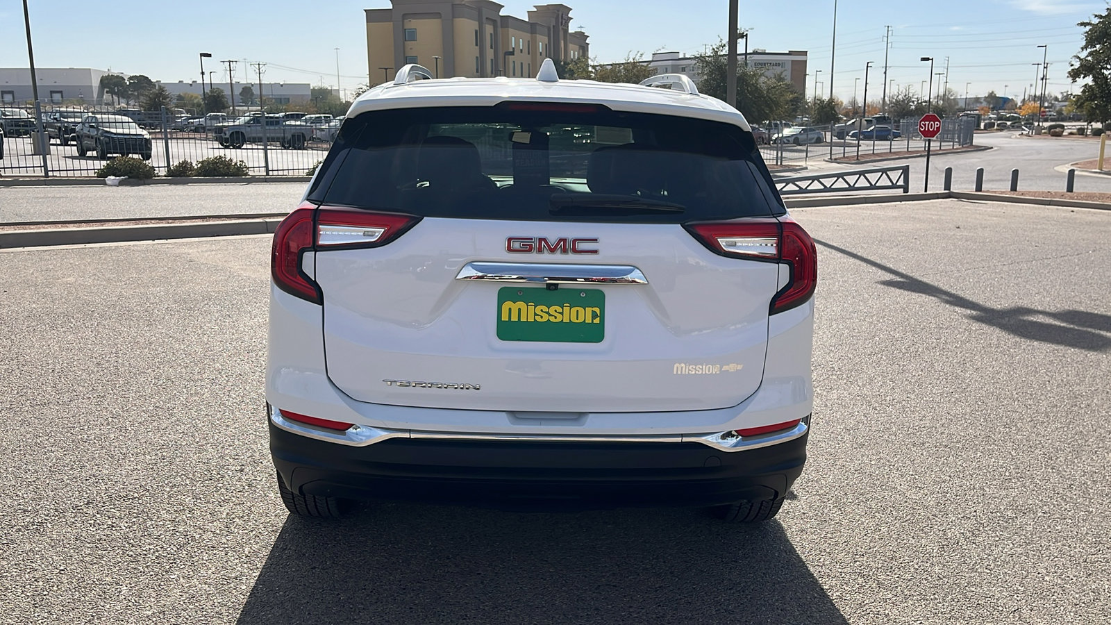 Certified 2024 GMC Terrain SLT image 7