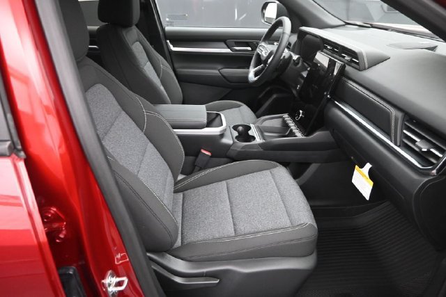 New 2027 GMC Terrain Elevation w/ LPO, Floor Liner Package AWD/4WD image 10