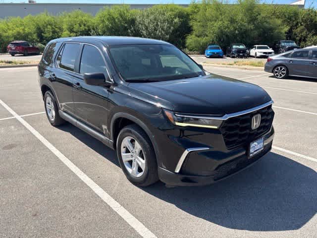 Used 2023 Honda Pilot LX image 7