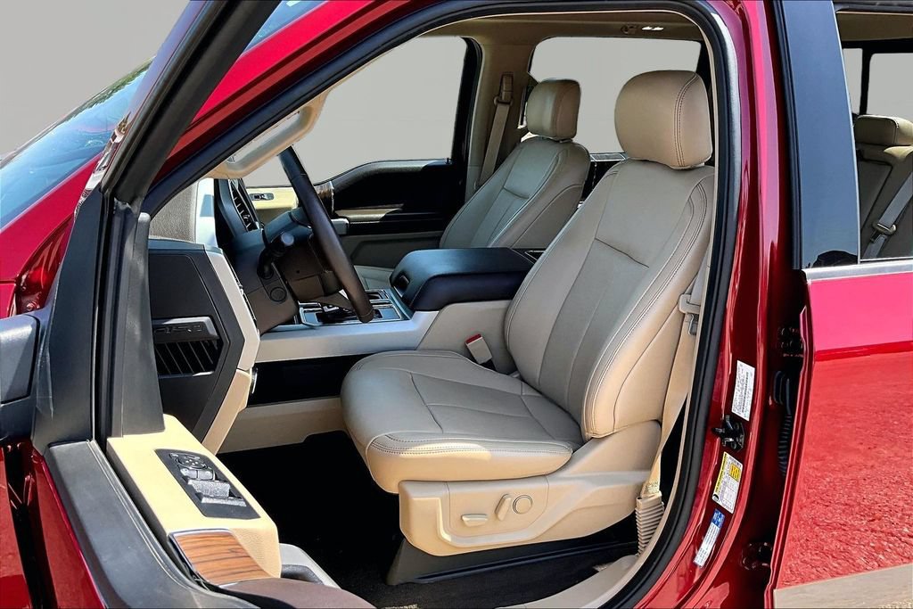 Used 2019 Ford F150 Lariat w/ Equipment Group 502A Luxury AWD/4WD image 26