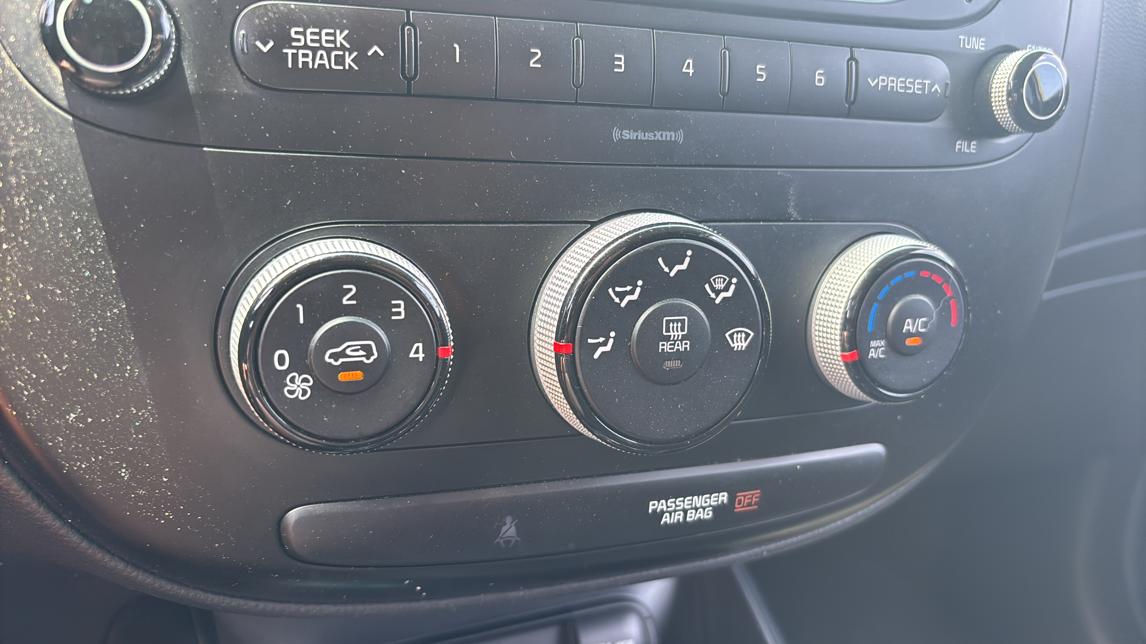 Used 2017 Kia Soul FWD image 19