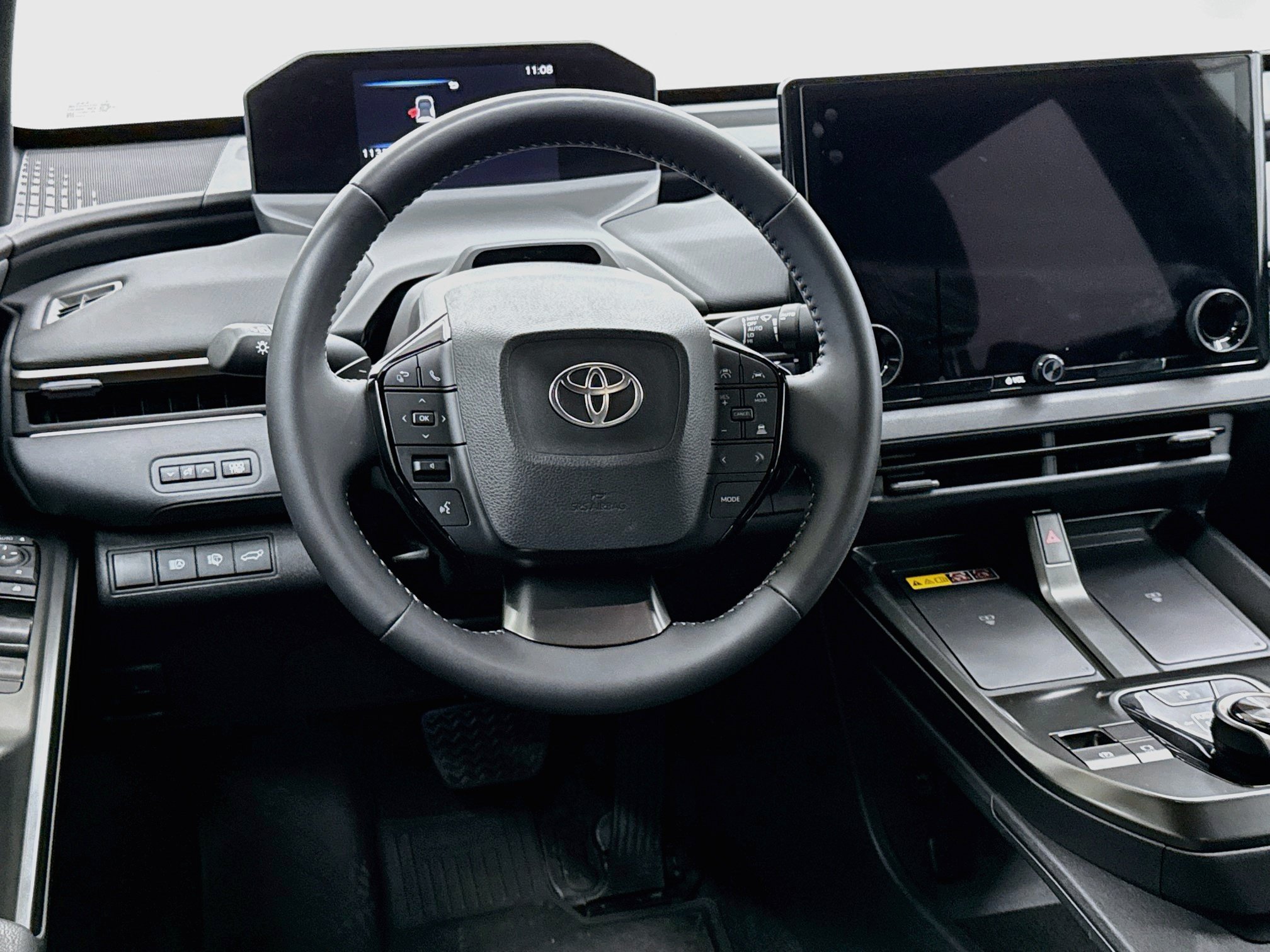 Used 2026 Toyota bZ FWD image 18