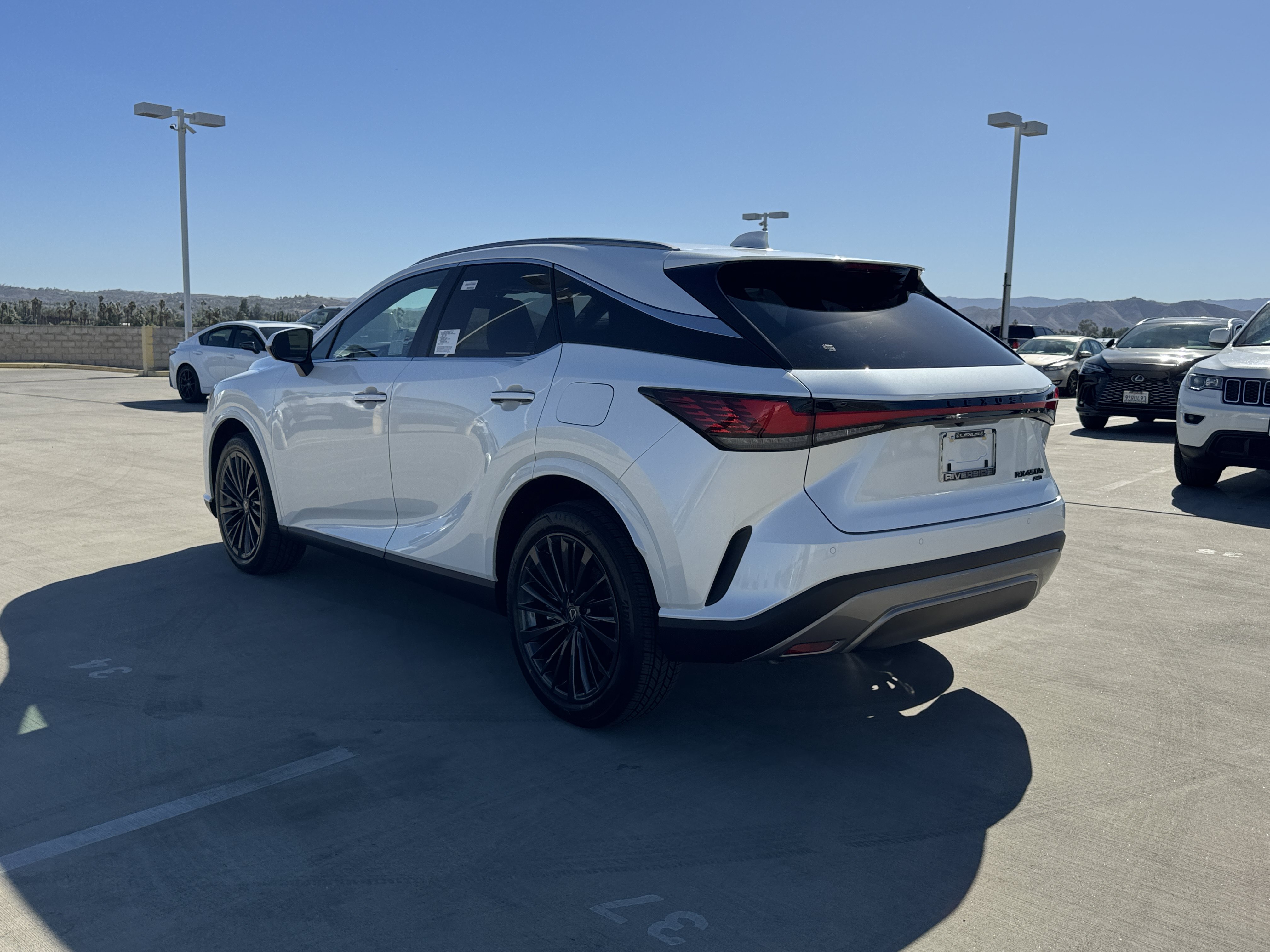 New 2026 Lexus RX 450h AWD w/ Convenience Package image 7