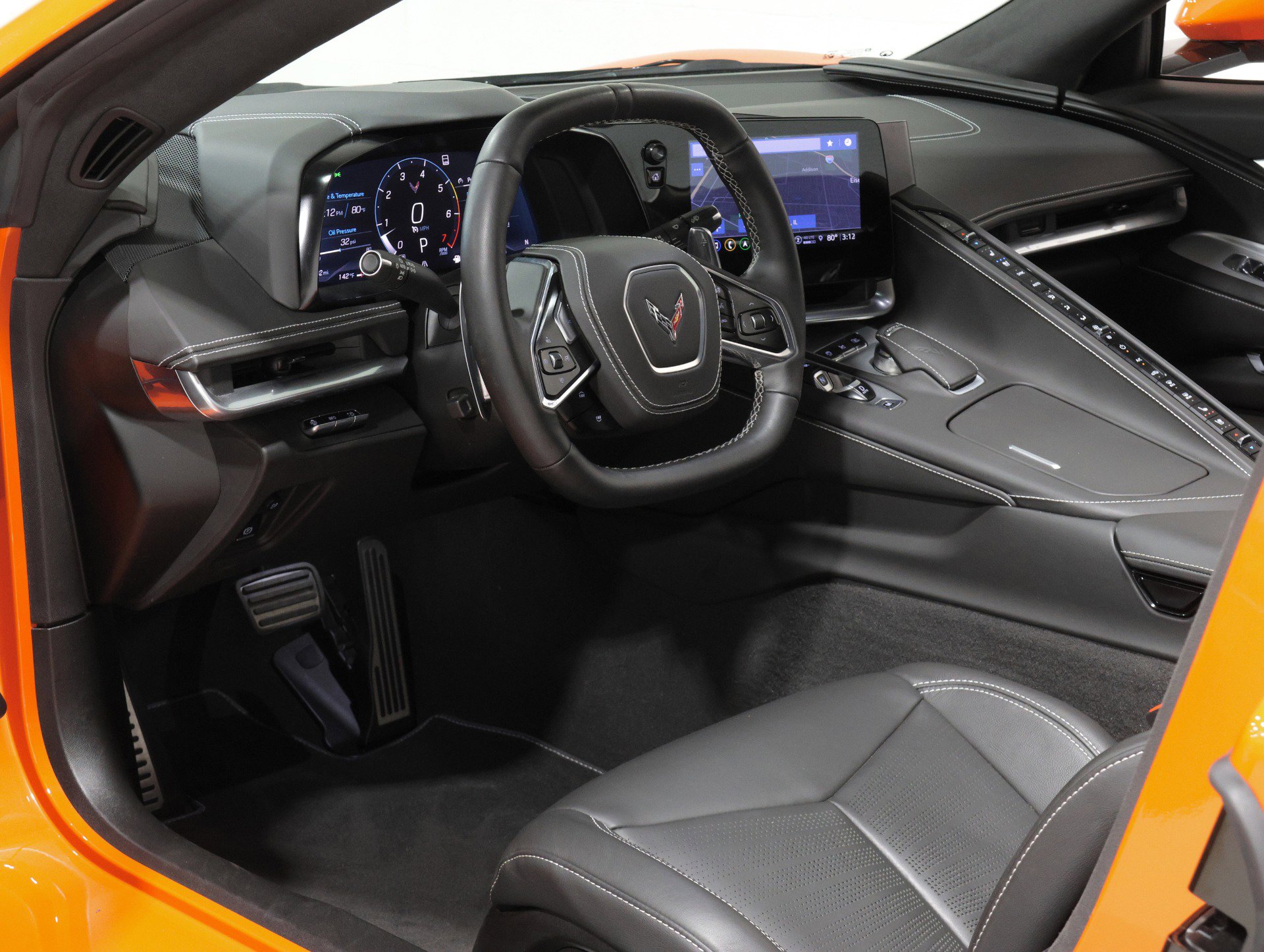 Used 2021 Chevrolet Corvette Stingray Premium Cpe w/ Z51 Performance Package image 26