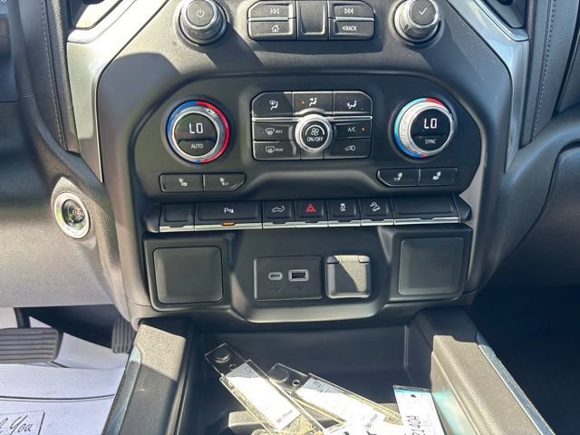 Used 2022 Chevrolet Silverado 1500 LT Trail Boss w/ Safety Package AWD/4WD image 7