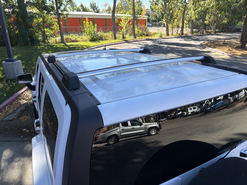 Used 2007 HUMMER H3 AWD/4WD image 16