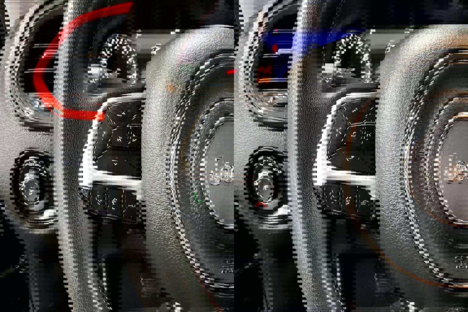 Used 2020 Jeep Renegade Trailhawk image 24