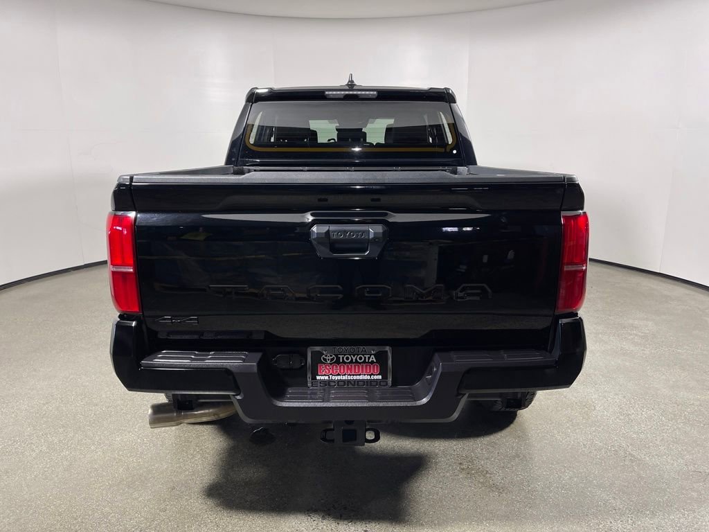 Certified 2025 Toyota Tacoma TRD Off-Road image 4