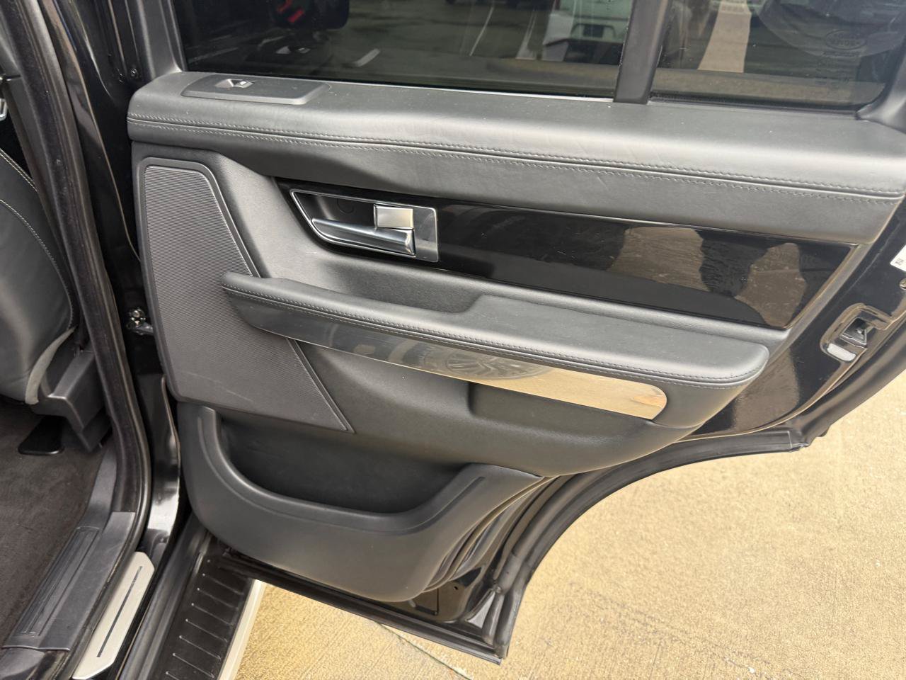 Used 2013 Land Rover Range Rover Sport Supercharged w/ Vision Assist Pkg AWD/4WD image 30