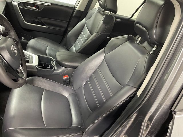 Used 2025 Toyota RAV4 XLE Premium w/ Weather Package AWD/4WD image 11