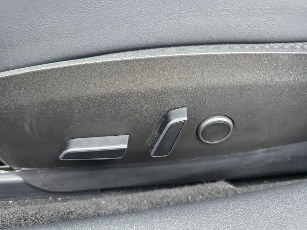 Used 2023 Tesla Model 3 Performance AWD/4WD image 15