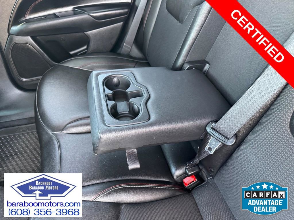 Used 2025 Jeep Compass Trailhawk image 10