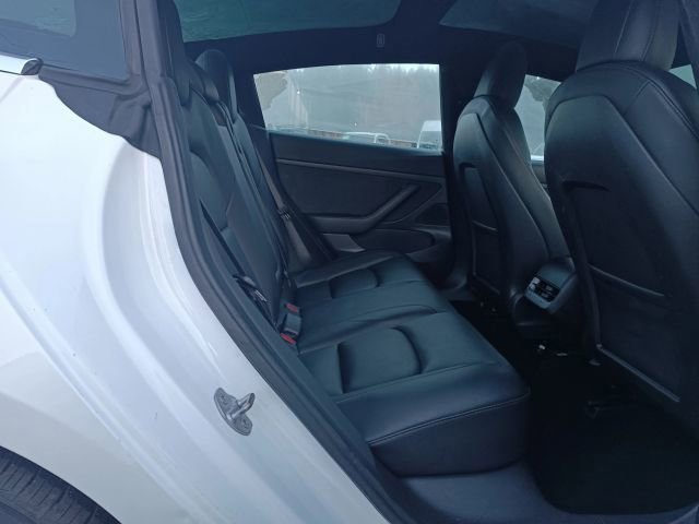Used 2020 Tesla Model 3 image 20