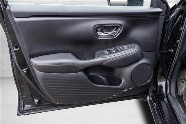 Used 2025 Honda HR-V Sport image 12