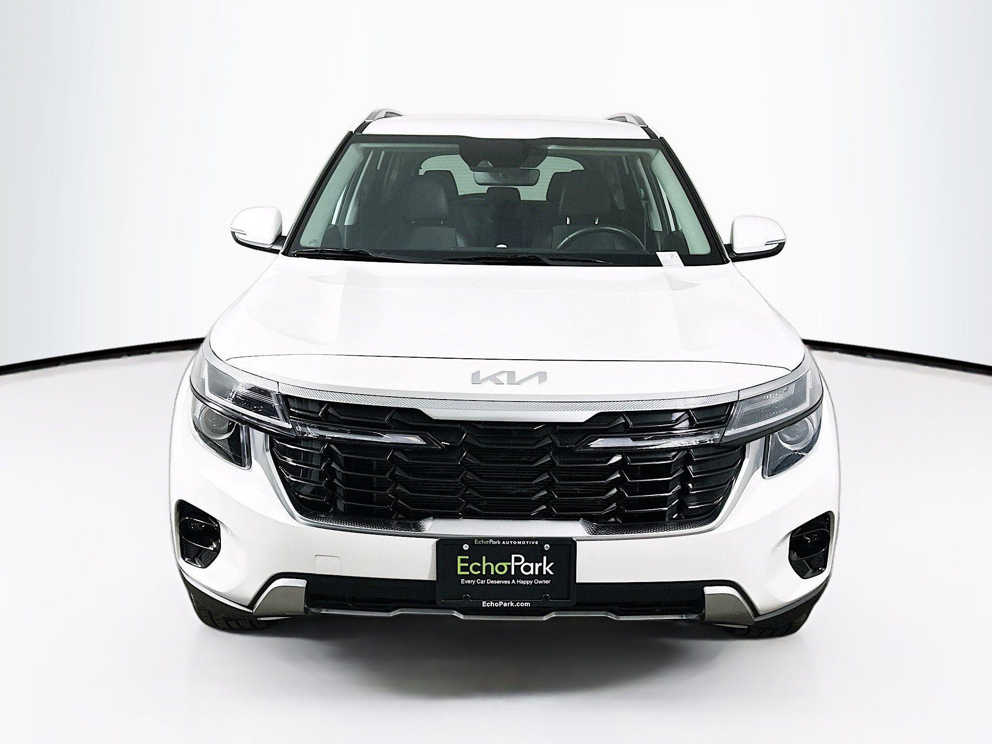 Used 2025 Kia Seltos S image 2