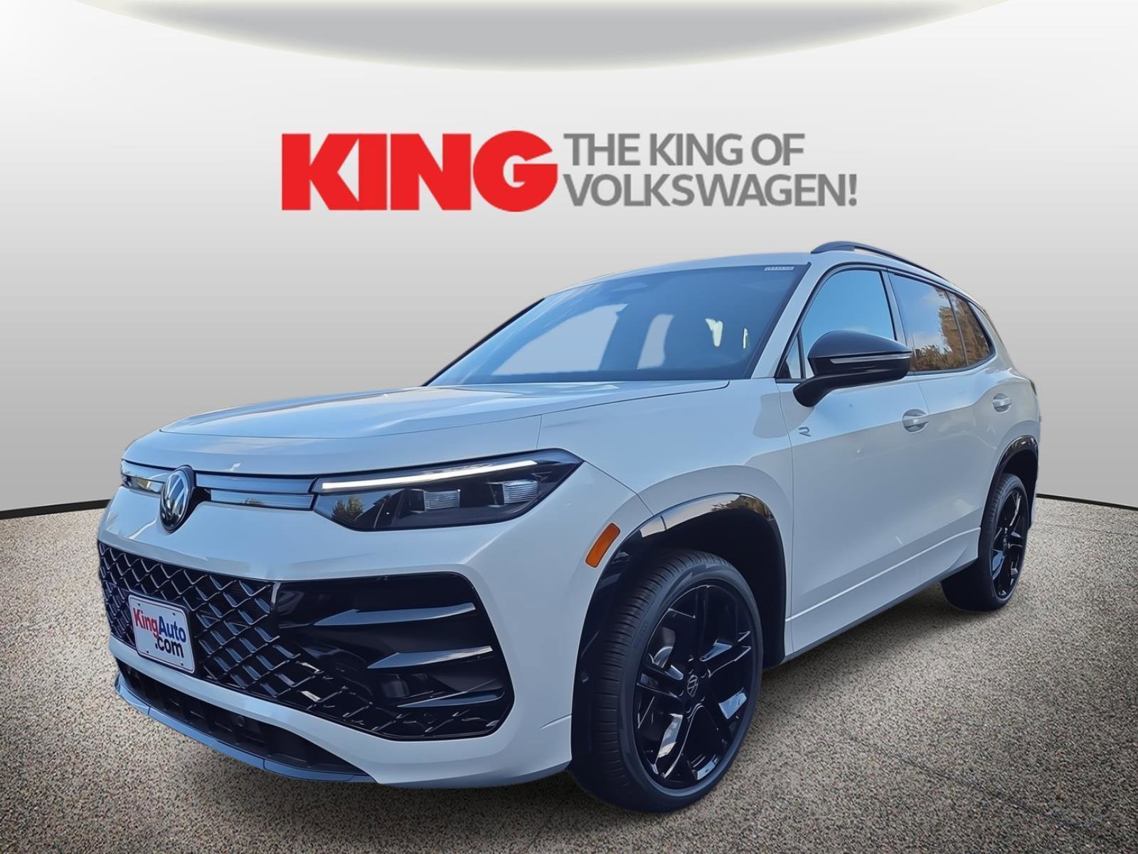 New 2025 Volkswagen Tiguan SE R-Line