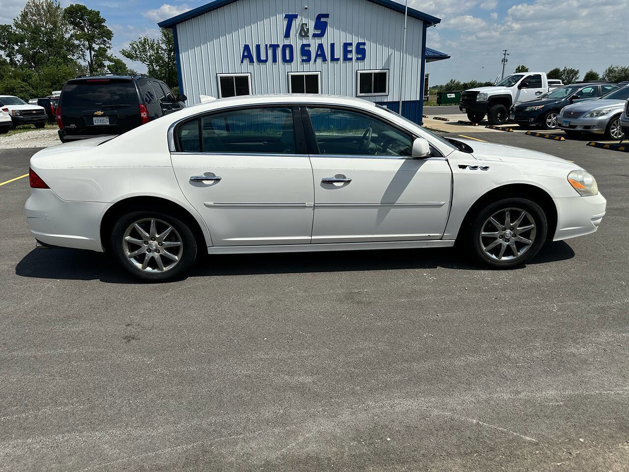 Used 2011 Buick Lucerne CXL