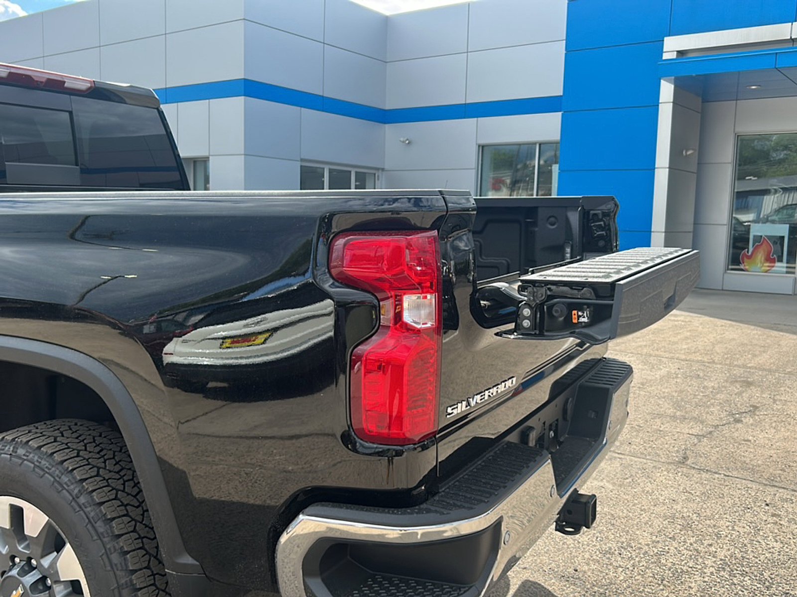 New 2026 Chevrolet Silverado 2500 LT AWD/4WD image 11