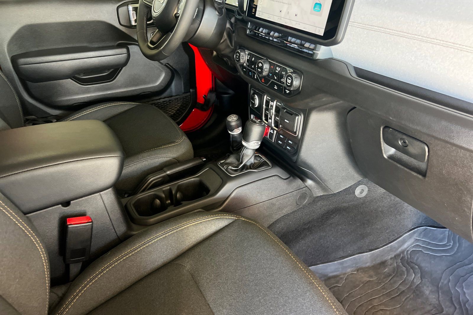 Used 2025 Jeep Wrangler Unlimited Sport S 4xe AWD/4WD image 16