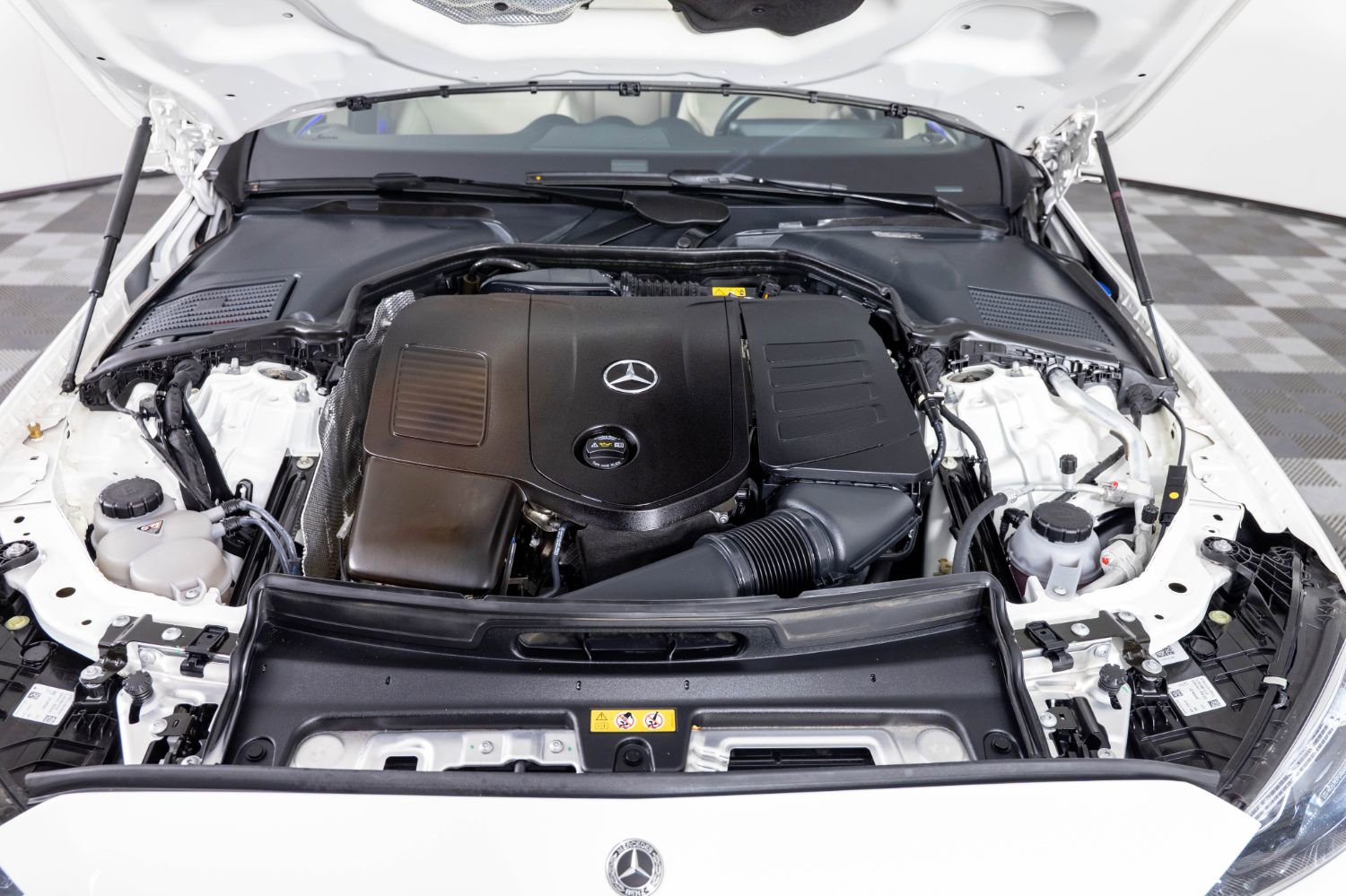 Used 2022 Mercedes-Benz C 300 4MATIC Sedan image 39