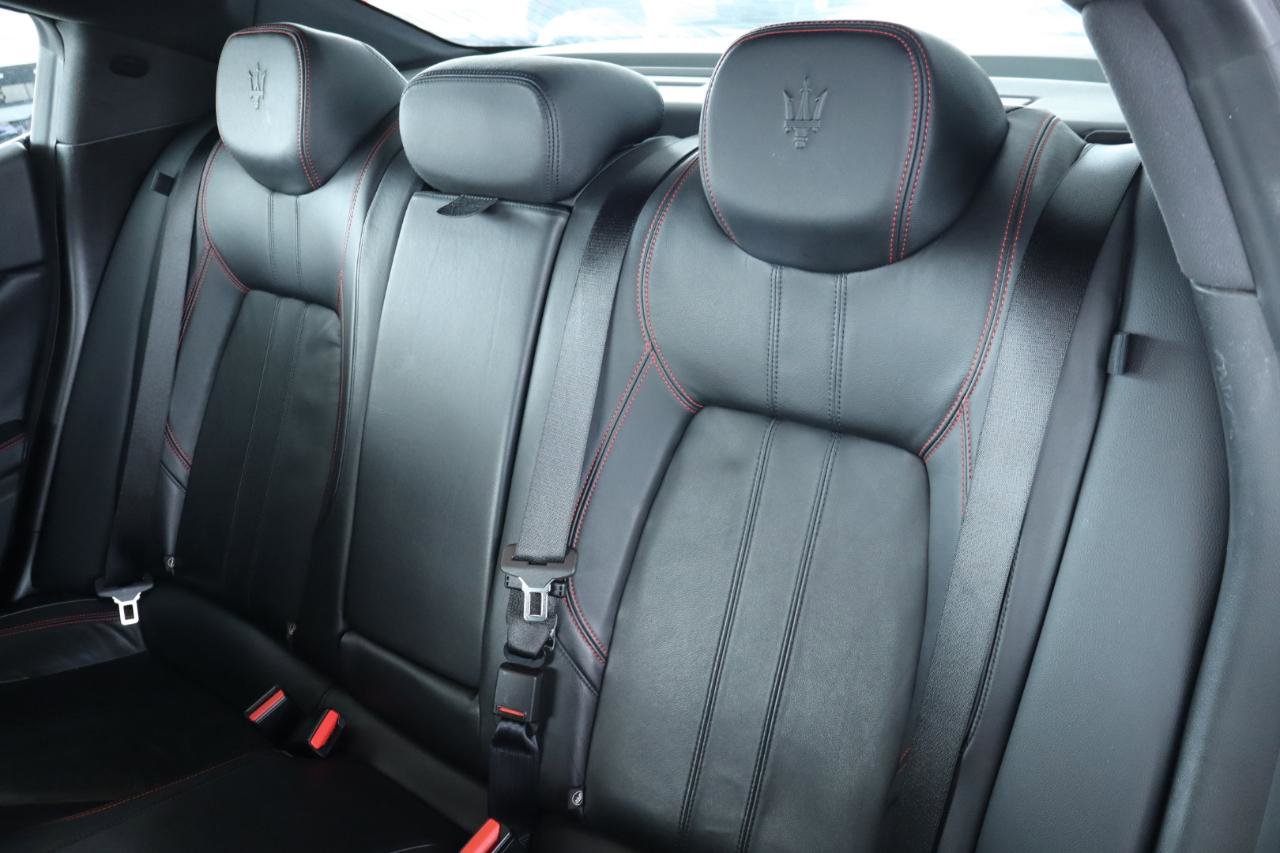 Used 2017 Maserati Ghibli S image 33