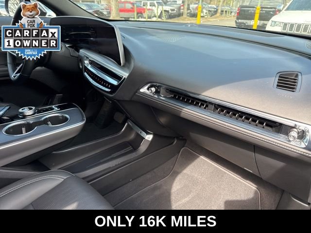 Used 2024 Cadillac Lyriq Sport image 28