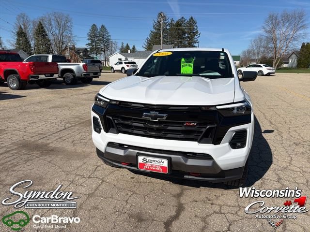 Used 2025 Chevrolet Colorado Z71 w/ Technology Package AWD/4WD image 9