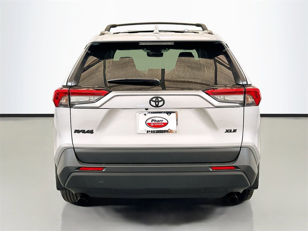 New 2025 Toyota RAV4 XLE image 5