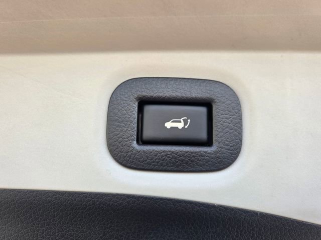 Used 2015 Nissan Rogue SL w/ SL Premium Package FWD image 15