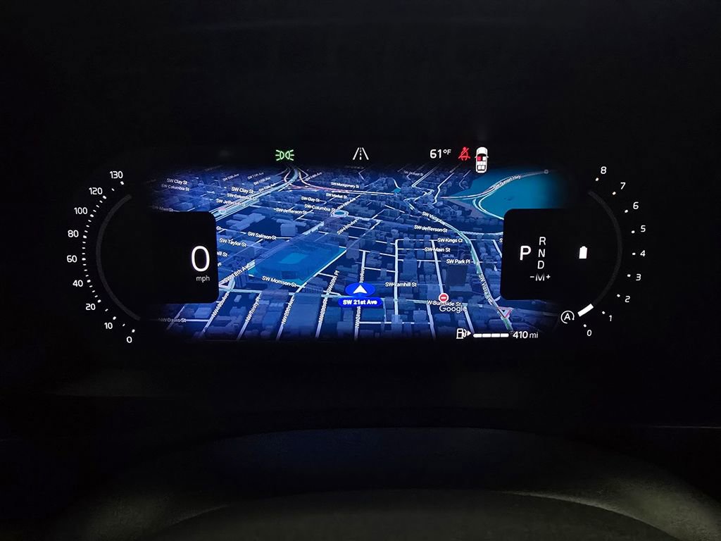 Certified 2025 Volvo XC90 B6 Core w/ Climate Package image 27