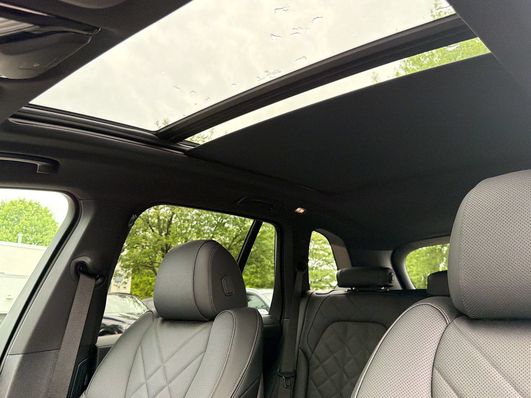 New 2026 BMW X5 xDrive40i w/ M Sport Package AWD/4WD image 16