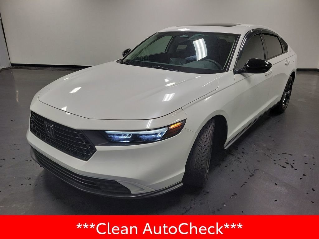 Used 2023 Honda Accord EX image 4