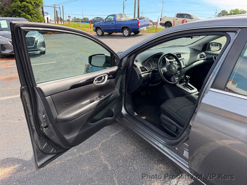 Used 2019 Nissan Sentra SV w/ Special Edition Package FWD image 9