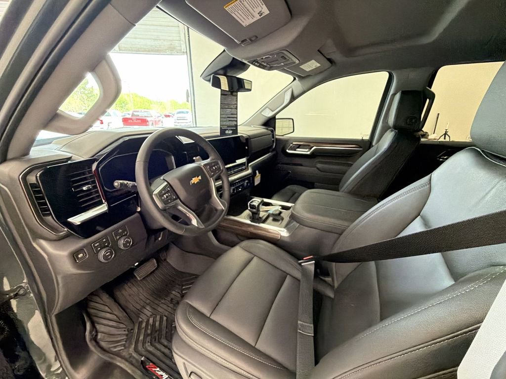 New 2026 Chevrolet Silverado 1500 LT w/ Z71 Off-Road Package image 10