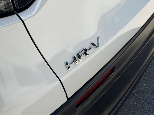 Used 2024 Honda HR-V LX image 17
