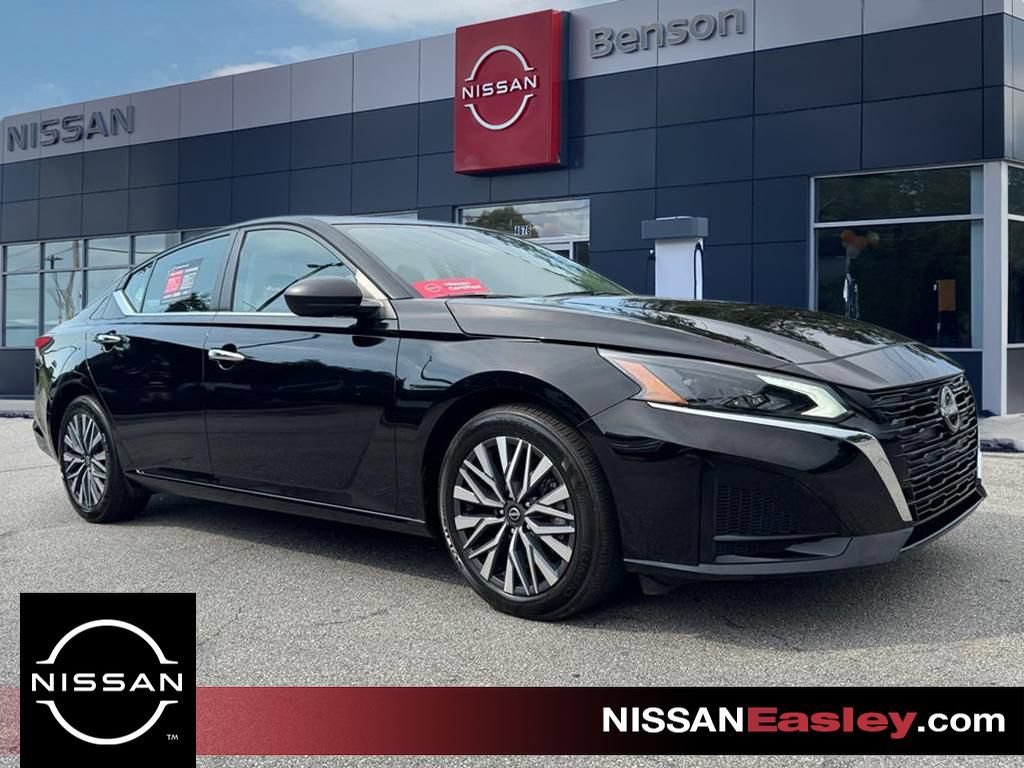 Certified 2024 Nissan Altima 2.5 SV