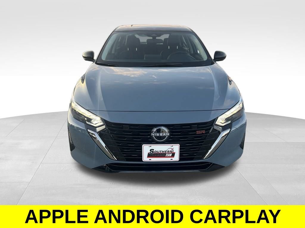 Used 2025 Nissan Sentra SR w/ SR Premium Package image 10